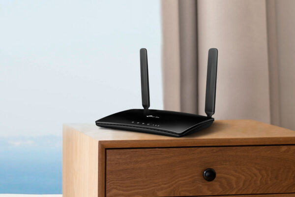 TP-Link Wireless Router 4G 300M TL-MR6400